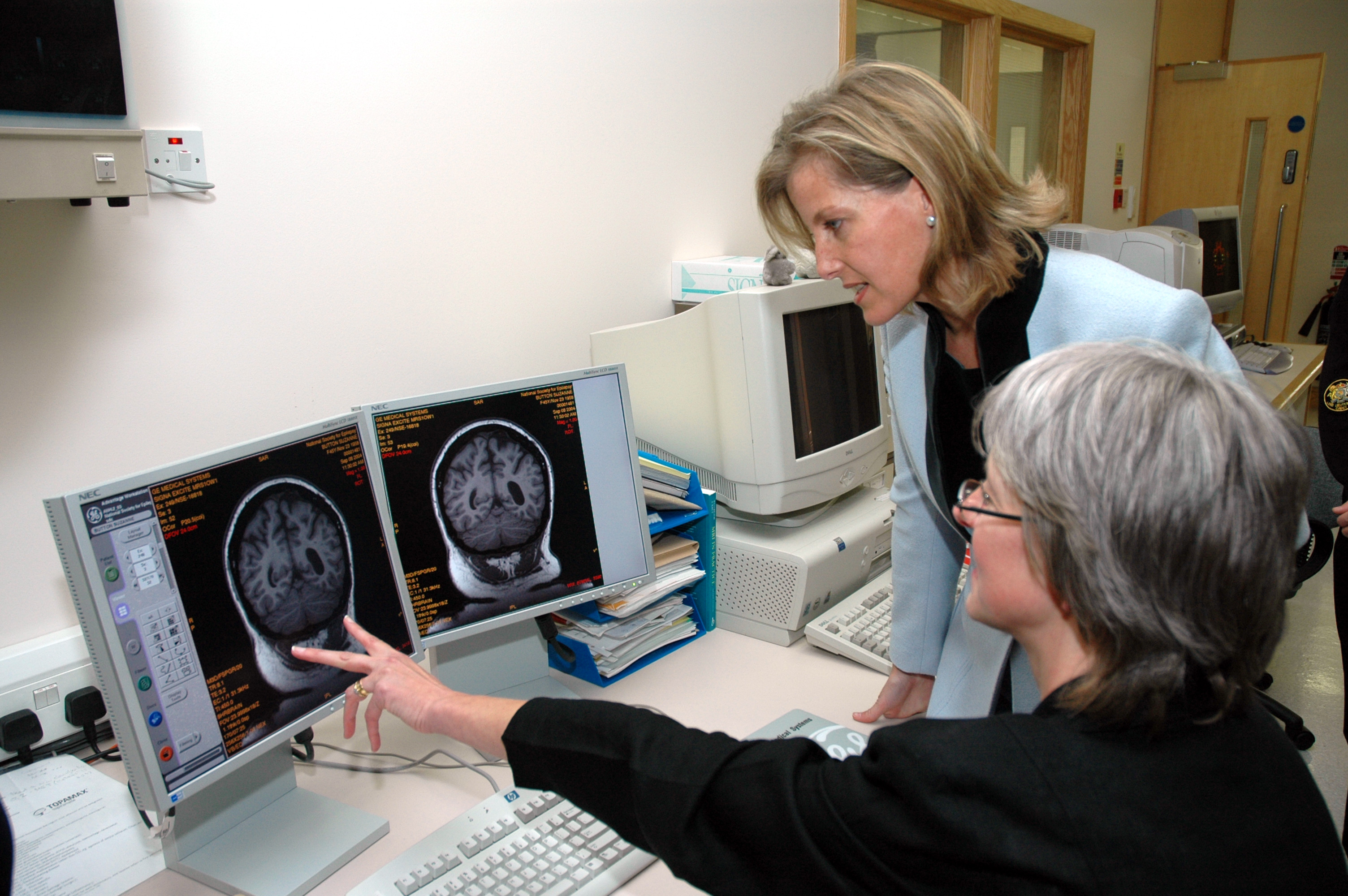 Countess of Wessex (now Duchess of Edinburgh visits the 3T MRI scanner and looks at some of the scans